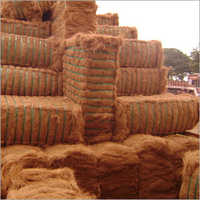Coco Pith Block - Coconut Coir, Variable Density And Dimensions | Biodegradable, Cost-effective, Lightweight, Excellent Drainage, High Water Retention, Superior Aeration