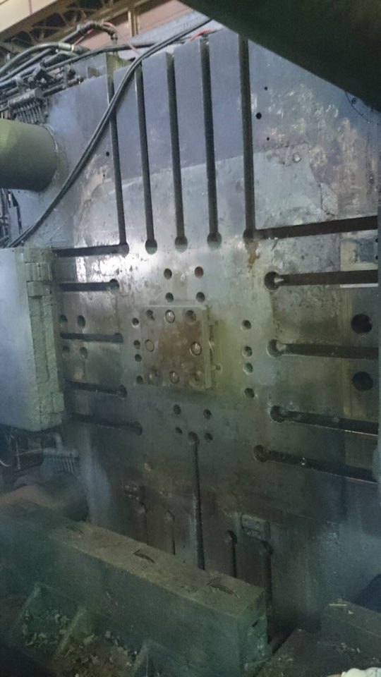 TOSHIBA DC800C Die Casting Machine For Sale