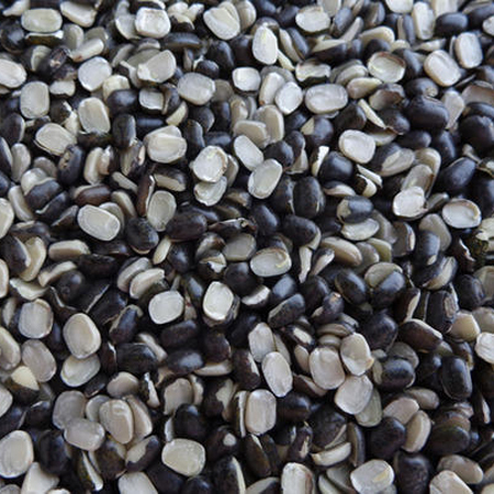 Urad Chilka Dal