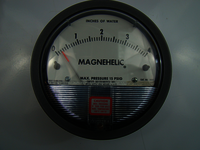 Dwyer USA 2004 Magnehelic Gage Range 0-4.0 Inch WC