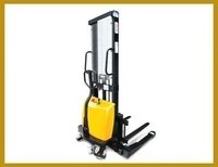 Hydraulic Semi Electrics Stacker Lifting Capacity: 1 Tonne