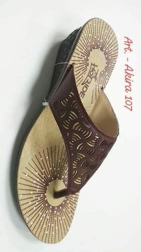 Skin Color Pu Ladies Slipper