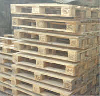 Pinewood Euro Pallet - Color: Brown