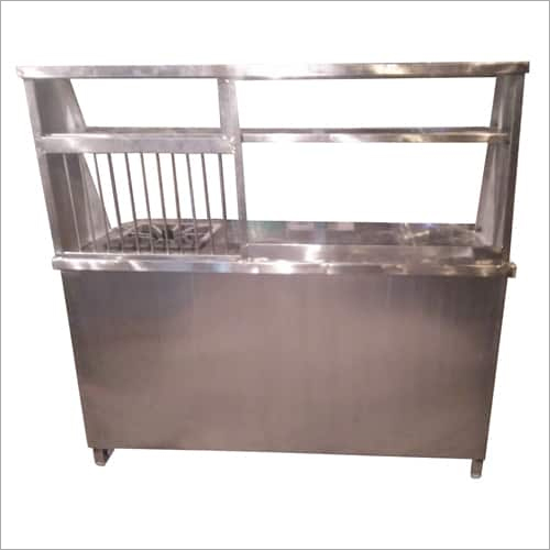 Aaloo Tikki Counter