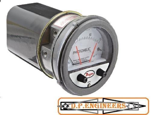 Dwyer Series 43001 Capsu-Photohelic Pressure Switch Gage 0-1.0