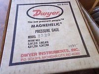 Dwyer USA Model 2320 Magnehelic Gage Range 10-0-10 Inch WC