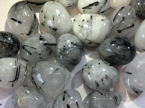 Black Rutailed Tumbled Stone Grade: Super Polished