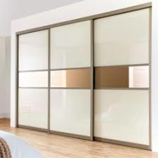 Designer Sliding Wardrobe - Artwork: Machine Made