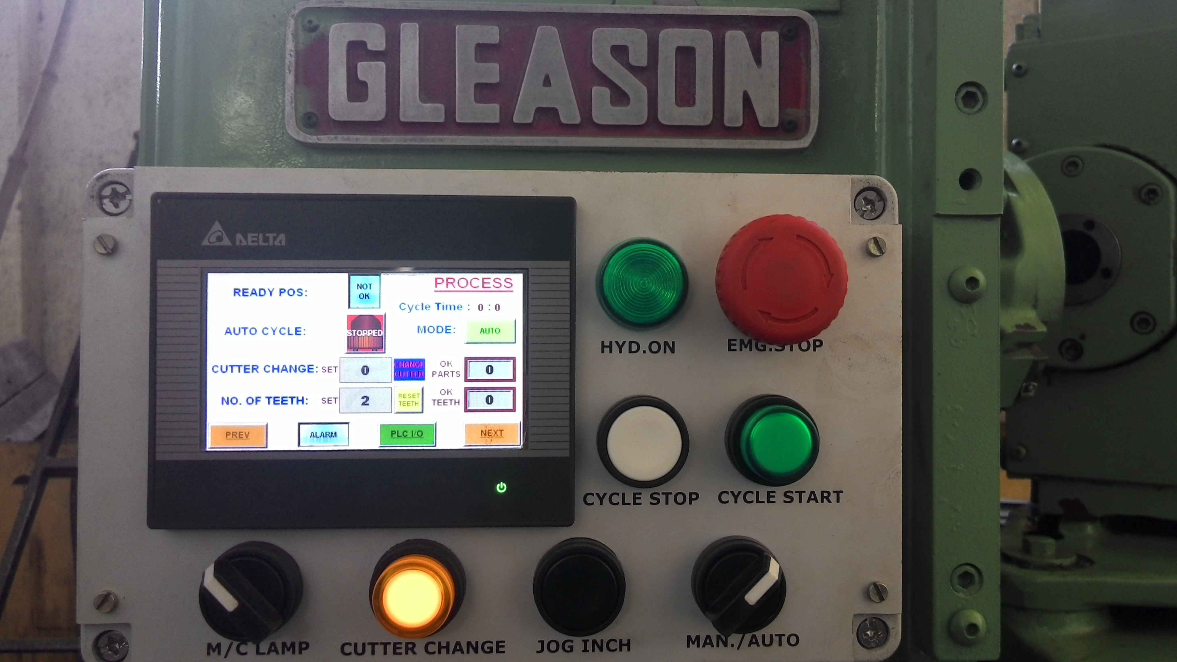 Gleason 102 Spiral Bevel Hypoid Gear Generator With Siemens PLC For Sale