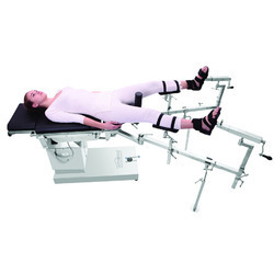 ORTHOPEDIC TABLE WITH HANGING  ATTACHMENT