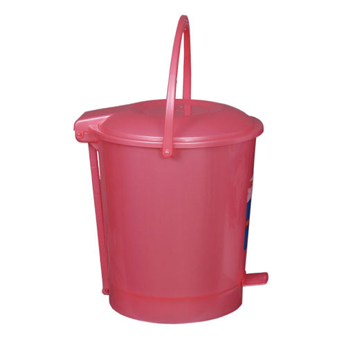 Plastic Pedal Dustbin