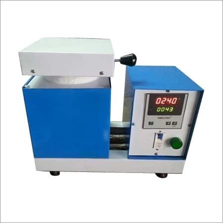 Melting Machine - Iron, Capacity: 0-500 Kg, Max Temp: 0-500Â°C, Voltage: 220V | Automatic, Eco-Friendly, Energy Efficient, Flexible Coating, Precise Control