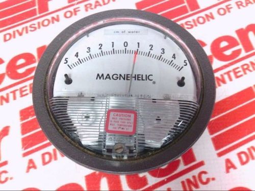 Dwyer 2300-10CM Magnehelic Differential Pressure Gauge Range 5-0-5 CM