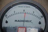 Dwyer 2300-10CM Magnehelic Differential Pressure Gauge Range 5-0-5 CM