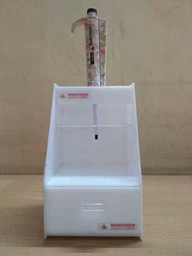 1 Bio Designer Micropipette with a 3 Hole Stand