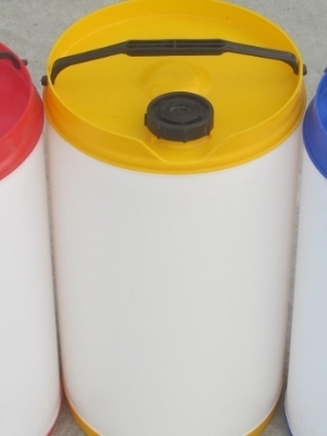 Hdpe Lubricant Oil Bottles - Color: Multicolor