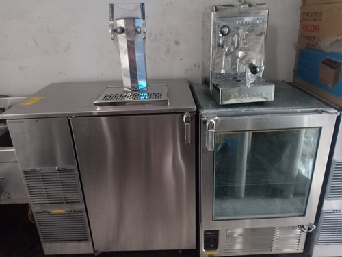 Refrigrated Bar Dispencing System