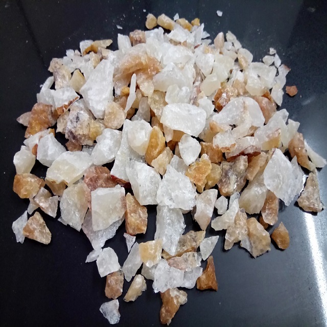 Premium Quality Snow White Silica CRYSTALIAN Quartz Rocks And Lumps WITH 99.99 purity