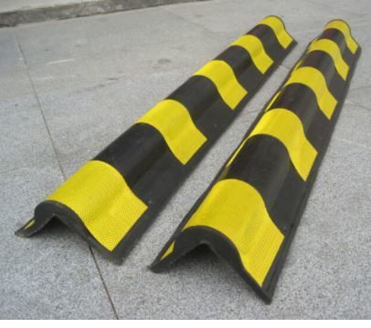 Pillar  Corner Guard D Shape 900 MM