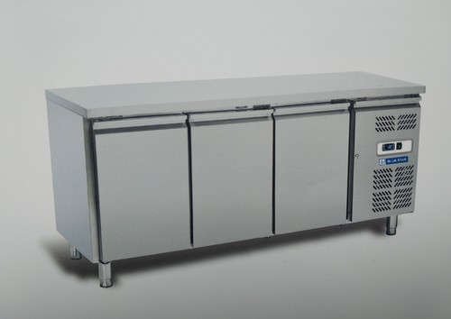 Three Door Under Counter Freezer (UF3100A)