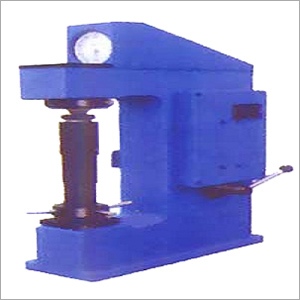 Rockwell Hardness Tester Machine