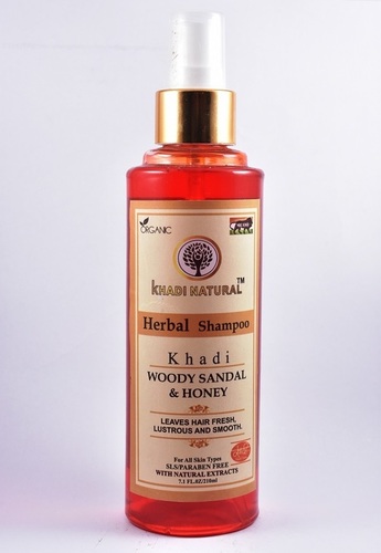 Woody Sandal & Honey Herbal Shampoo