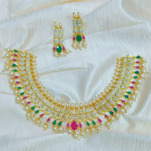 GOLD PLATING IMITATION NECKLESS GOLD PLATING IMITATION NECKLESS