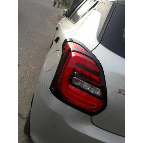 SWIFT TAIL LIGHT GARNISH CARBON