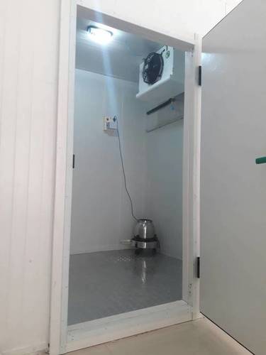 CONVEYOR HARDENING CHAMBER