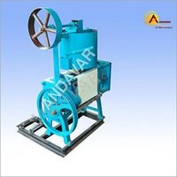 Oil Expeller Machine