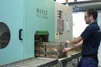 METAL DE-GREASING & PRECISION CLEANING MACHINE
