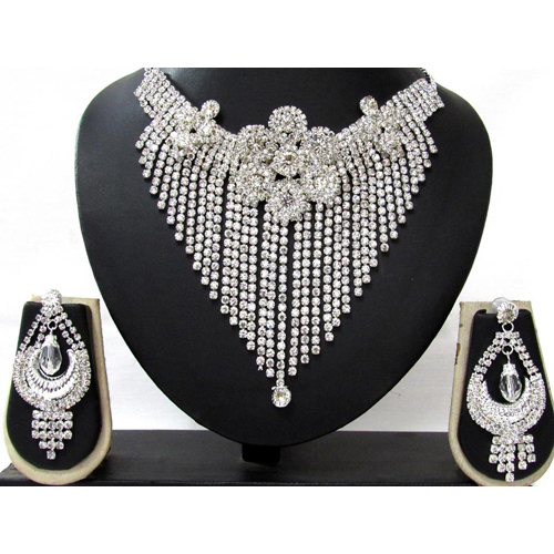 Silver White Stone Necklace Set at Best 