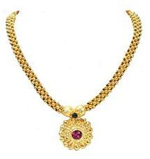 Golden Pink Stone Round Pendant Thushi Necklace - Alloy, Stunning Round Design, Ideal for Parties and Weddings | Perfect Accessory for Traditional Attire