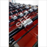 Aluminum Metal Roofing Sheet Making Machine - Color: Red