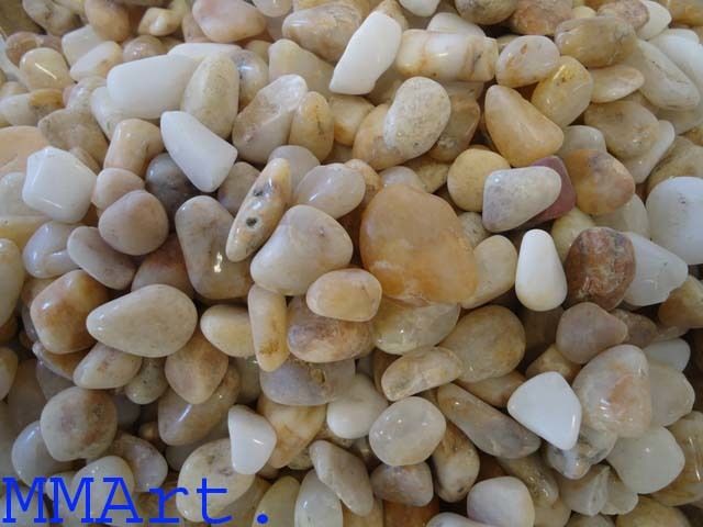 Natural High Polished Golden Yellow White Pebbles stones for interior architectural design used