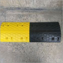 Rubber Speed Breaker Size: 50 Mm