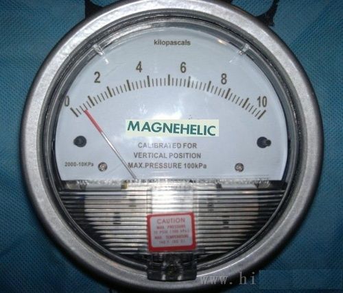 Dwyer Magnehelic Differential Pressure Gauge Model 2000-10KPA