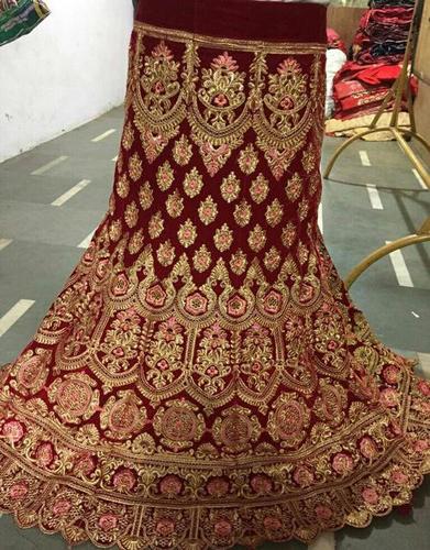 15 Best Bridal Lehenga Shops in Chandni Chowk for Every Budget! | Wedding  lehenga designs, Bridal lehenga, Bridal