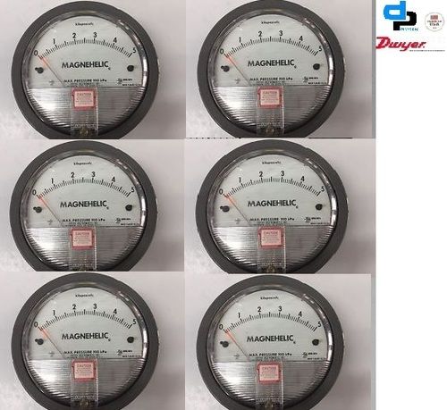 Dwyer Magnehelic Differential Pressure Gauge Model 2000-5KPA