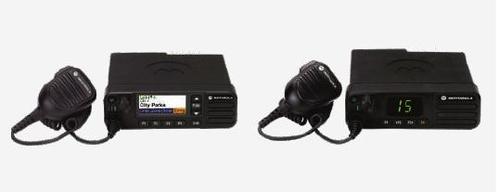 Metal Motorola Xir M8668 Mobile Two-Way Radio