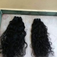 wavy hair