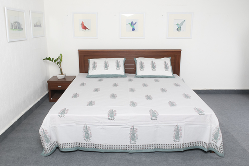 Double Bed Sheet - 100% Cotton, 90x108 SQ. Inches | Traditional Jaipuri Block Print with 2 Matching Pillow Covers, Eco-Friendly and Washable