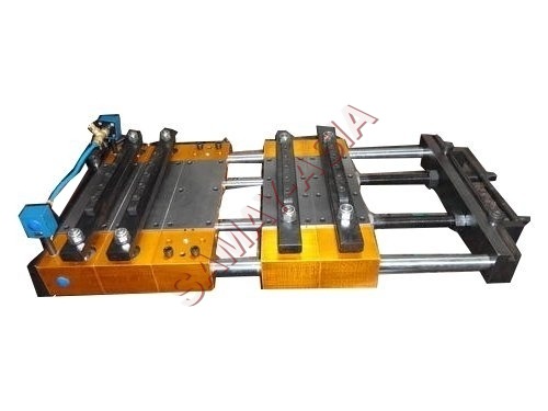 Pneumatic Feeder with 2 Pulling Cylinders
