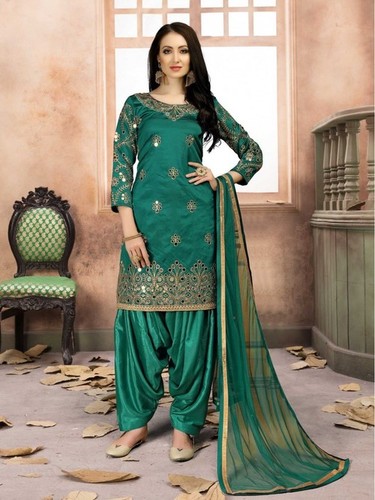 Punjabi Salwar Kameez Age Group: Above 16 Year