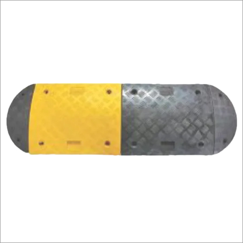Speed Breakers Round Corner Size: 415 X 500 X 50 Mm