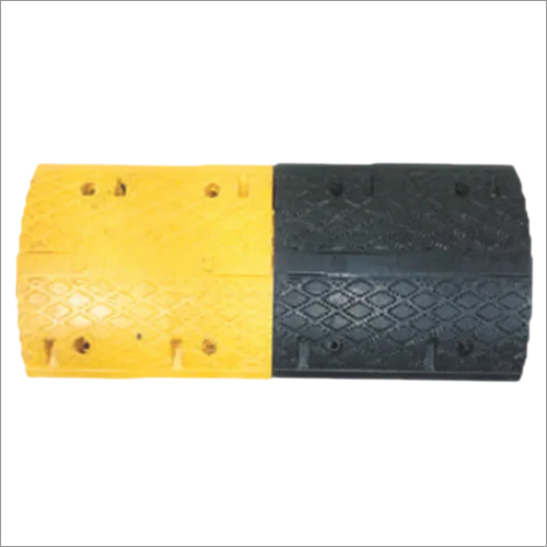 Rubber Speed Breaker Size: Size : 415 X 500 X 75 Mm