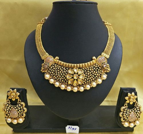 Artificial and Fashion Jewellery