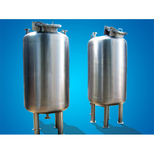 Vertical Solvent Storage Tank