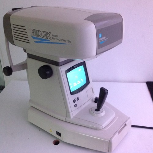 Nidek AR-600 Auto Refractometer