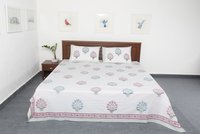 White Cotton Printed Bedsheets